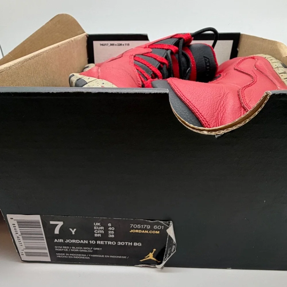 Air Jordan 10 Retro Bulls Over Broadway Gym Red Black 7Y